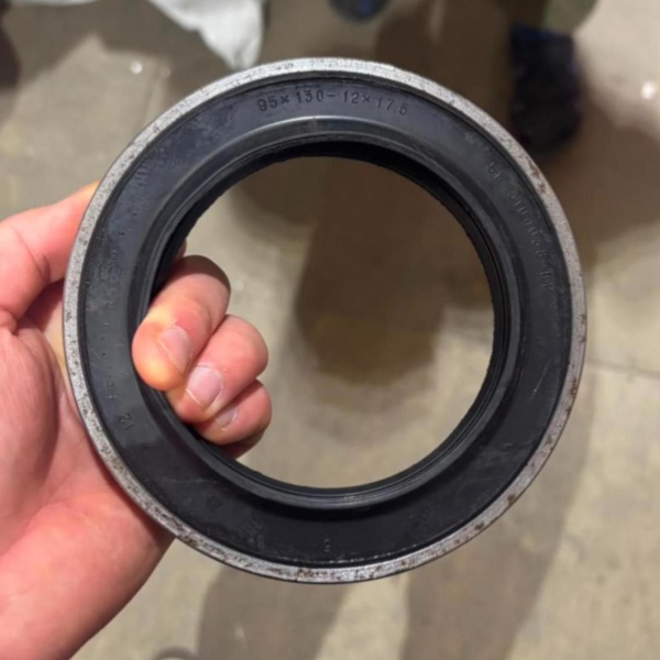 Сальник ступицы ПТС-9 в обойме ПРТ 10.03.060